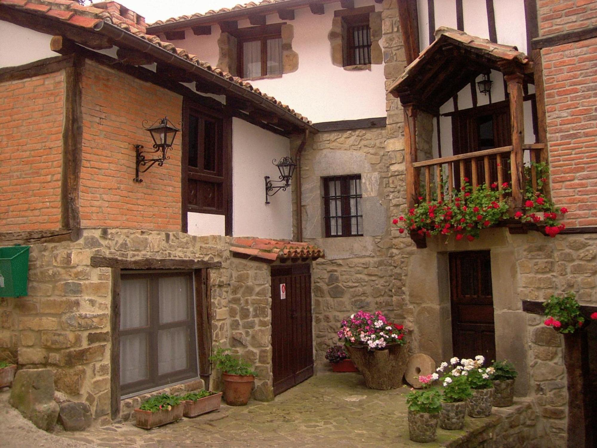 La Posada De Vinon - Casa Reda Ngoại thất bức ảnh